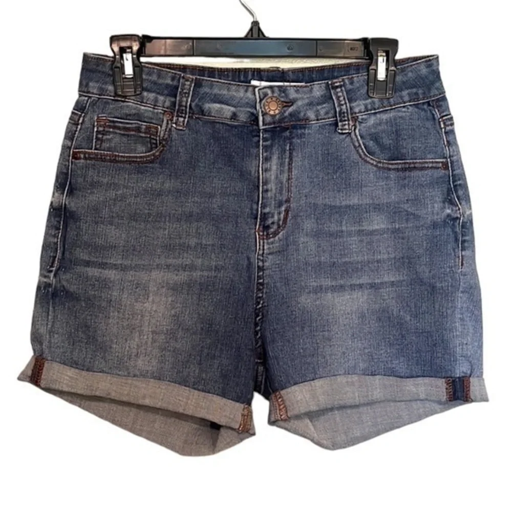 BLUE SAVVY denim cuffed shorts, womens 15/32